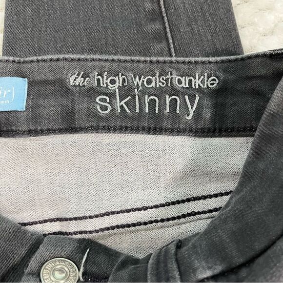 7 for all mankind, B(air), high waist, ankle, skinny, size 26, gray - Picture 8 of 10